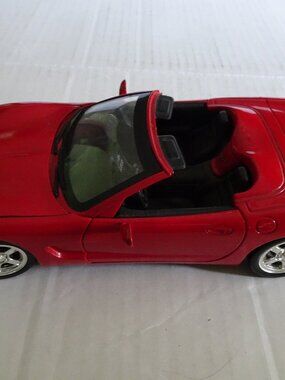 Chevrolet Corvette 1998 Ertl Diecast Model #31969 1/25 Scale XXX Movie 2003